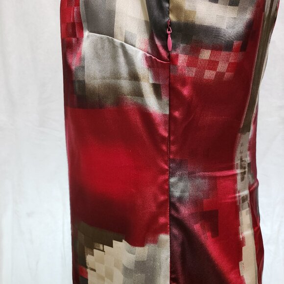 Geomteric Print Sleeveless Blouse with Side Zipper - Picture 7 of 8